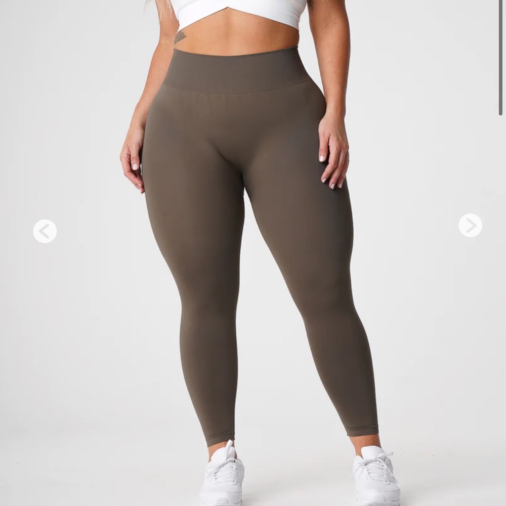 NVGTN Olive Solid Seamless Leggings